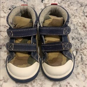 Camo sneakers - 6